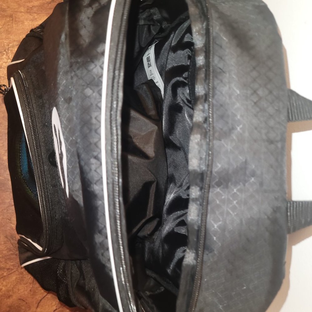 Pro Cat Backpack - Picture 2 of 3